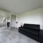Apartment Home In Paris With View, 15Min To Center
