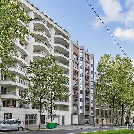 Apartment In With View, 15min To Center *