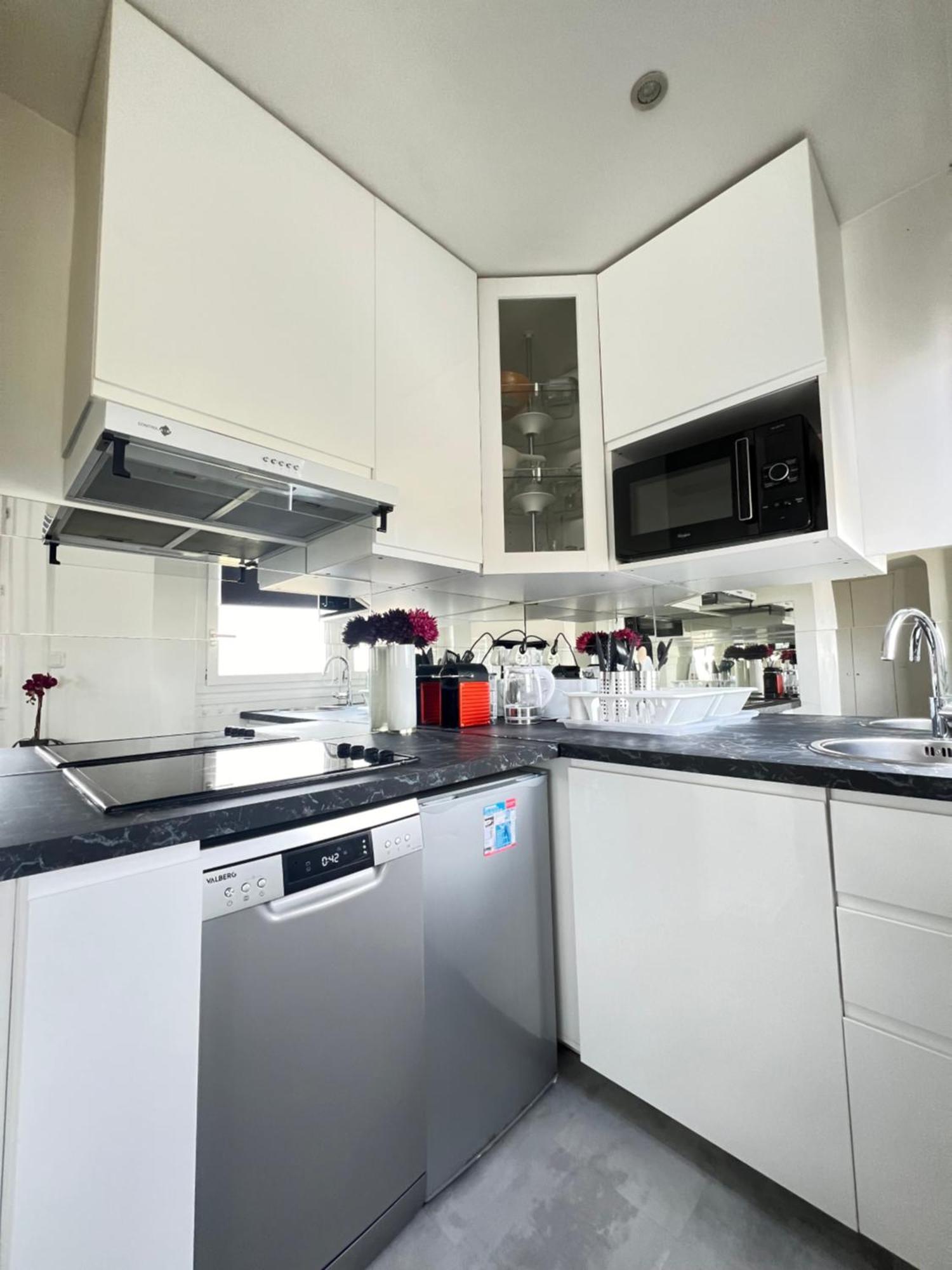 Appartamento In With View, 15min Direct To Center *